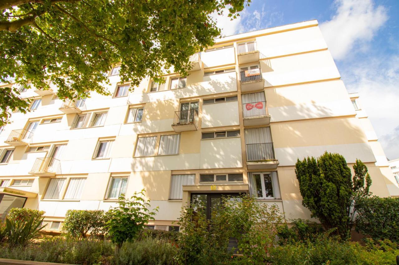 La Hearty Room Logement En Colocation ル・プレシ・ロバンソン エクステリア 写真