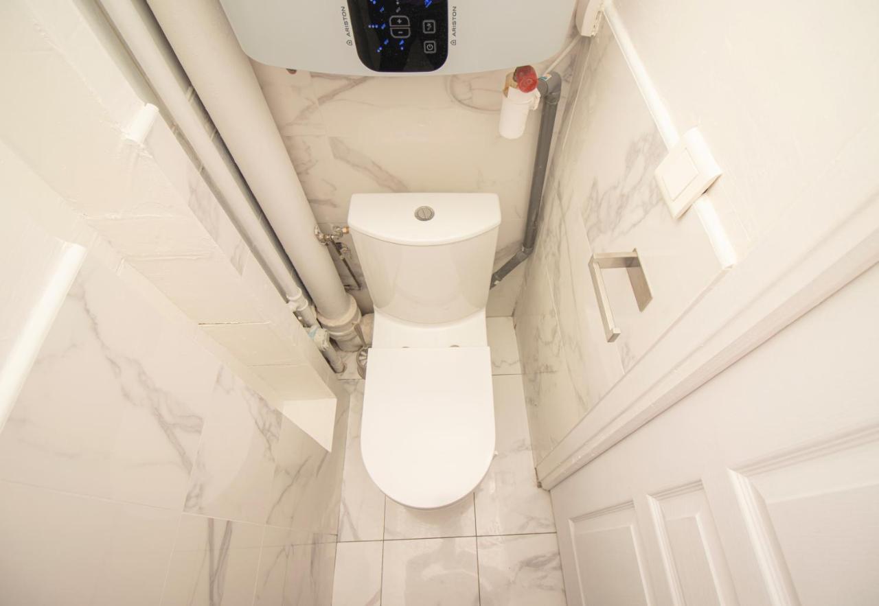 La Hearty Room Logement En Colocation ル・プレシ・ロバンソン エクステリア 写真